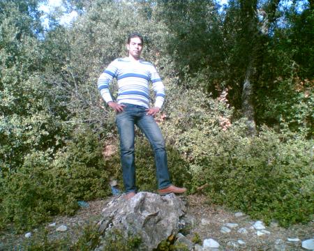 &agrave; 3ayn viteel